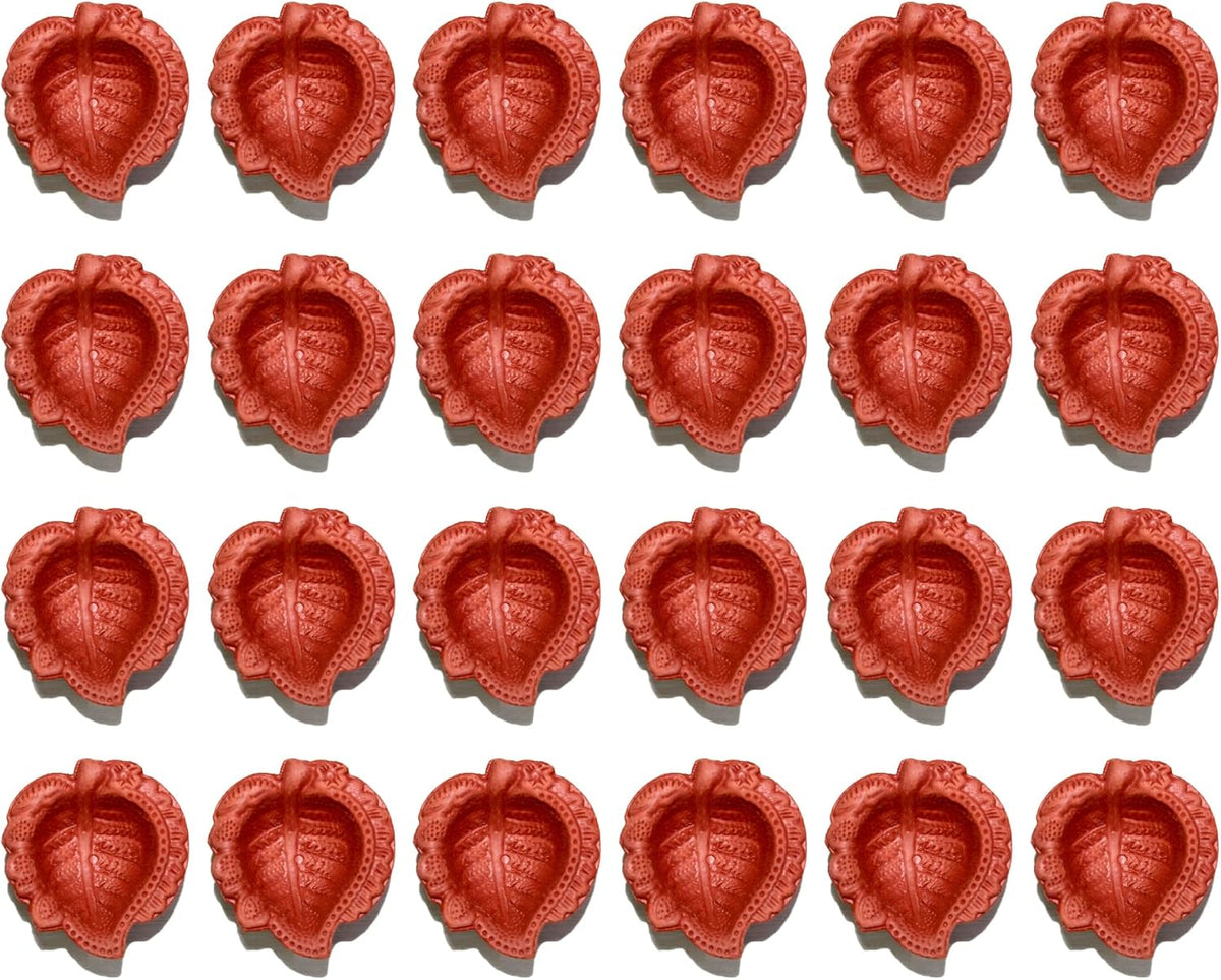 Leaf Design Mitti Diyas